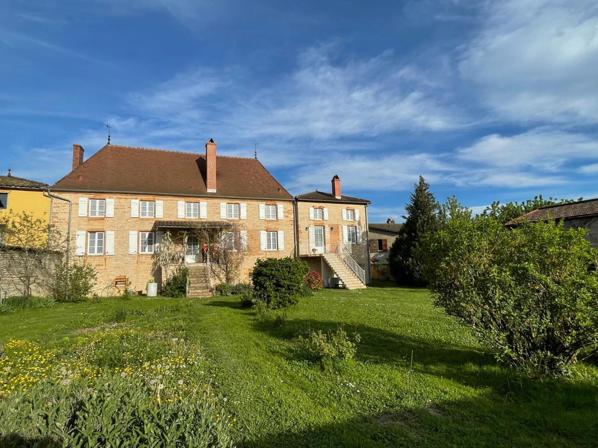 Le Logis D'Aze住宿加早餐旅馆 外观 照片